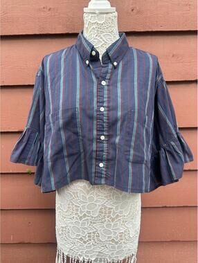 Steeplechase‎ Navy Striped Cropped Puff Sleeve Button Up Shirt